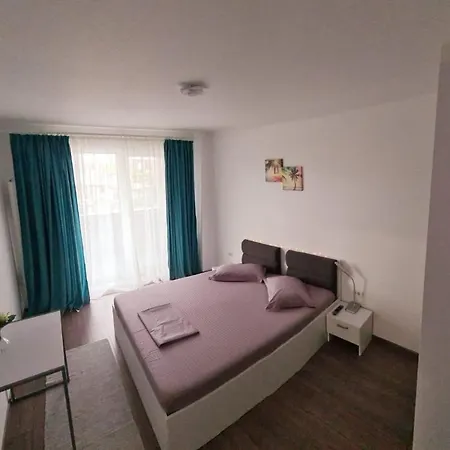 Sun Is Up Apartament Apartment